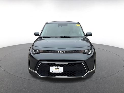 Used 2025 Kia Soul LX w/ LX Technology Package image 4