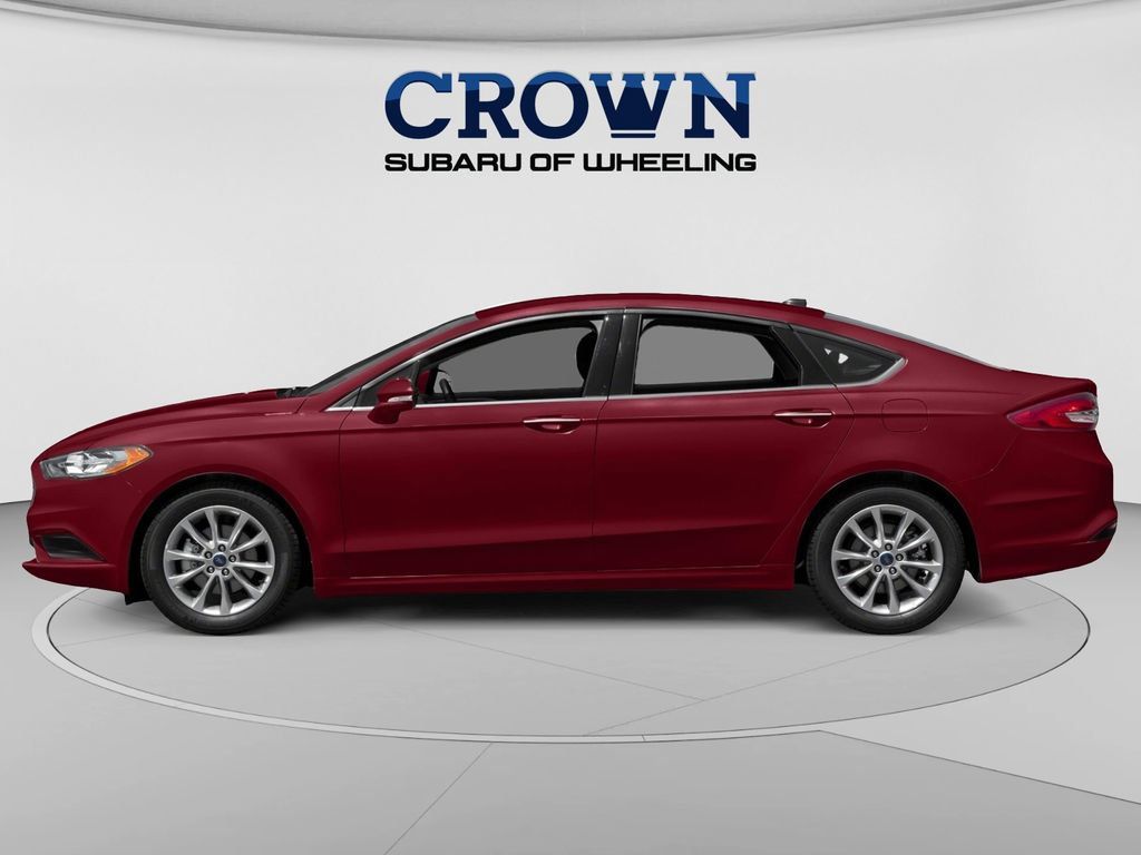 Used 2018 Ford Fusion SE w/ Fusion SE Technology Package FWD image 3