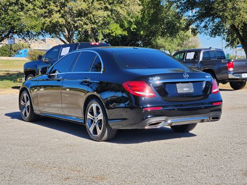 Used 2019 Mercedes-Benz E 300 4MATIC image 5