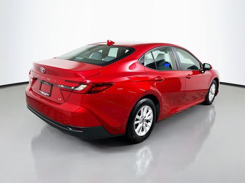 Used 2025 Toyota Camry LE FWD image 4