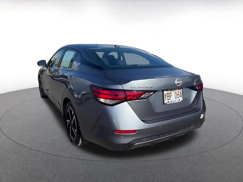 Used 2025 Nissan Sentra SV FWD image 11