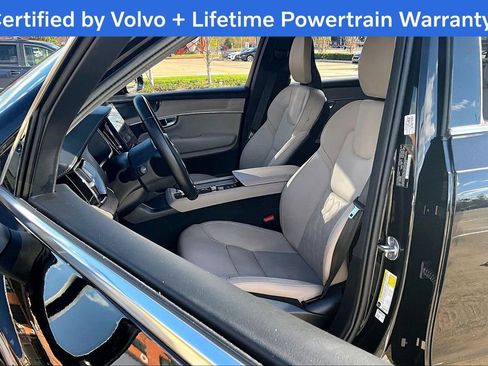 Certified 2025 Volvo XC90 B5 Plus image 31