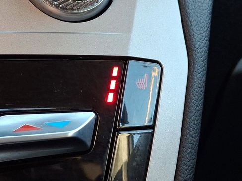 Used 2022 Ford Explorer XLT w/ Class IV Trailer Tow Package image 23