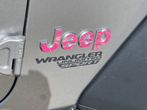 Used 2020 Jeep Wrangler Unlimited Sport S AWD/4WD image 23