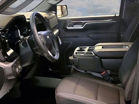 New 2026 Chevrolet Silverado 1500 LT image 7