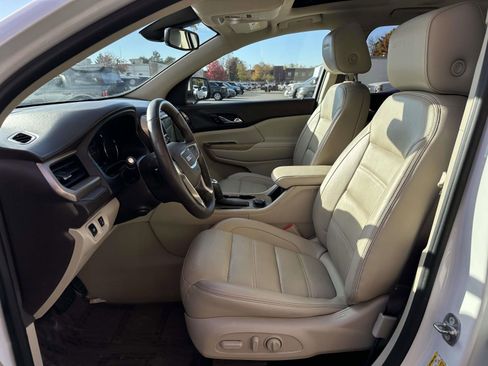 Used 2017 GMC Acadia Denali w/ Technology Package image 24