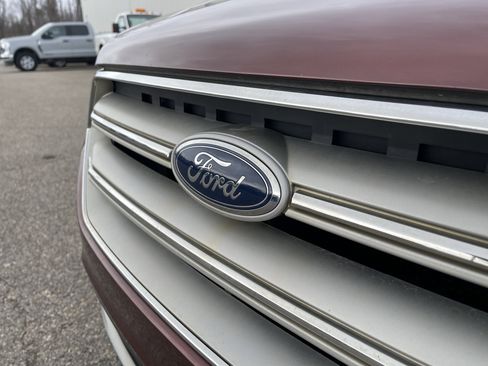 Used 2018 Ford Escape SE w/ SE Sync 3 Package image 23