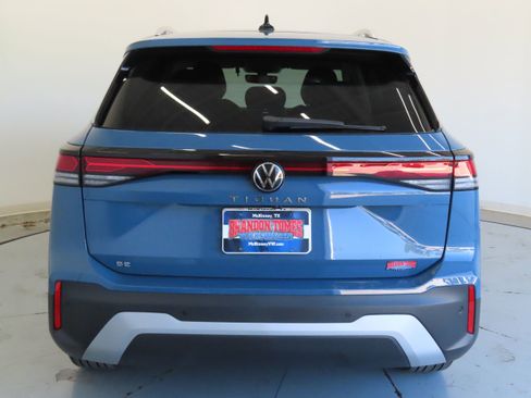New 2025 Volkswagen Tiguan SE image 5