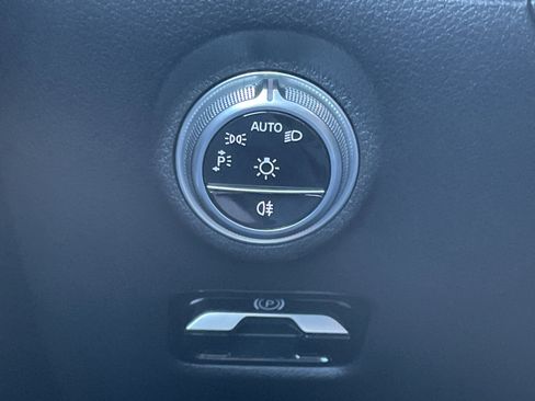 Certified 2025 Mercedes-Benz C 43 AMG 4MATIC Sedan image 26