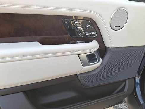 Used 2021 Land Rover Range Rover Westminster Edition image 12