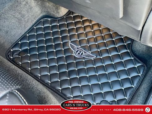Used 2018 Bentley Bentayga AWD/4WD image 15
