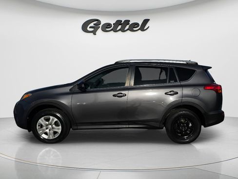 Used 2015 Toyota RAV4 LE FWD image 8