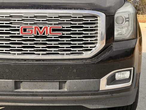 Used 2019 GMC Yukon Denali w/ Denali Ultimate Package image 9