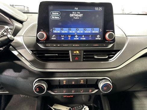 Certified 2023 Nissan Altima 2.5 SR image 13