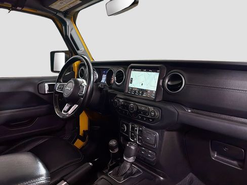 Used 2019 Jeep Wrangler Unlimited Sahara w/ Quick Order Package 24M Moab AWD/4WD image 31