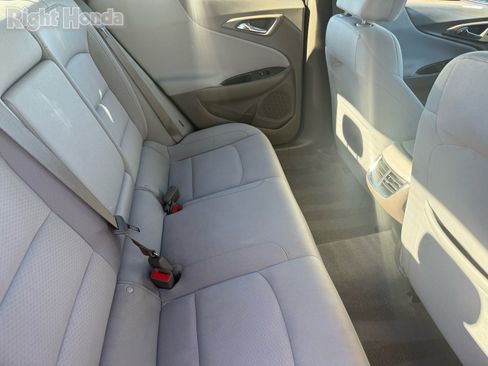 Used 2024 Chevrolet Malibu LT image 27