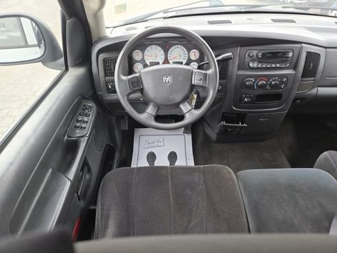 Used 2005 Dodge Ram 1500 Truck SLT w/ Trailer Tow Group image 9