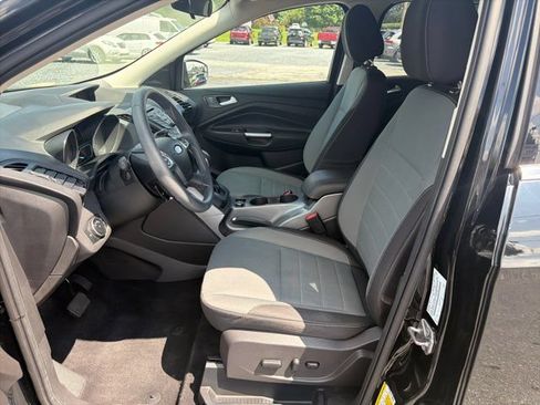 Used 2016 Ford Escape SE FWD image 14