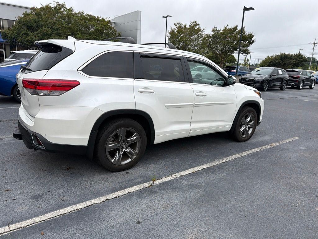 Used 2018 Toyota Highlander Limited Platinum AWD/4WD image 7