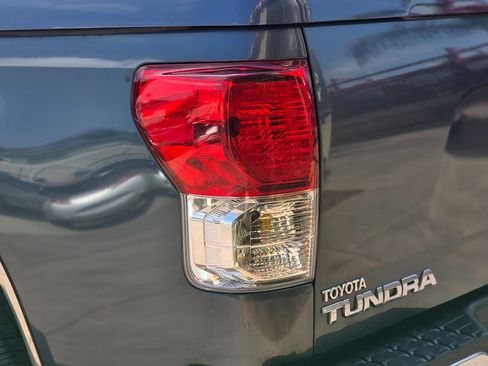 Used 2010 Toyota Tundra 2WD Double Cab w/ SR5 Pkg image 11