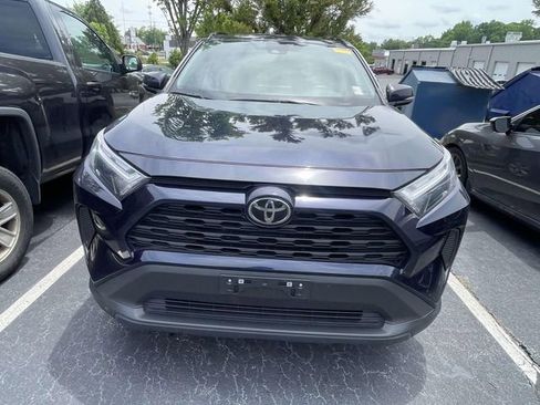 Used 2024 Toyota RAV4 XLE FWD image 3