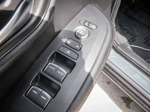 Certified 2026 Honda HR-V Sport image 15