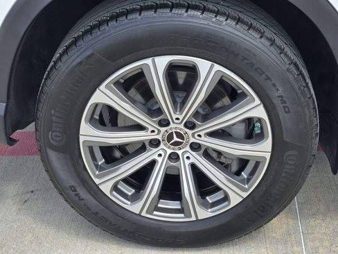 Used 2023 Mercedes-Benz GLC 300 4MATIC image 10