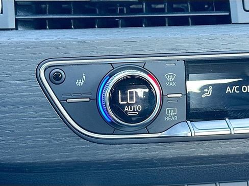 Used 2024 Audi A4 2.0T Premium Plus image 20