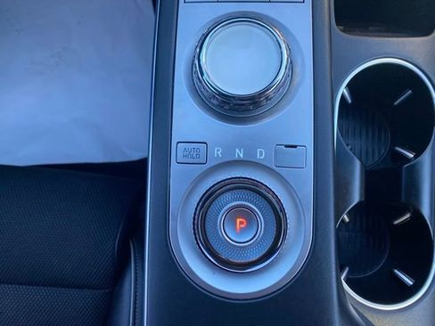 Used 2023 Genesis GV70 2.5T Sport Prestige w/ Sport Prestige Package image 39