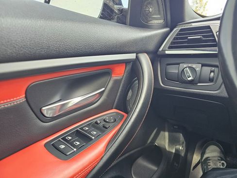 Used 2016 BMW M3 image 34