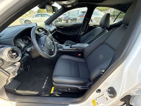 Used 2025 Lexus IS 350 F Sport RWD image 30