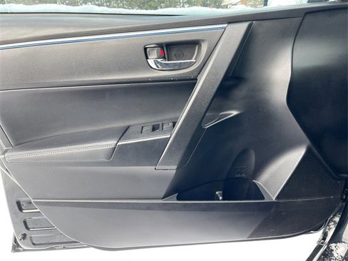 Used 2016 Toyota Corolla S image 16