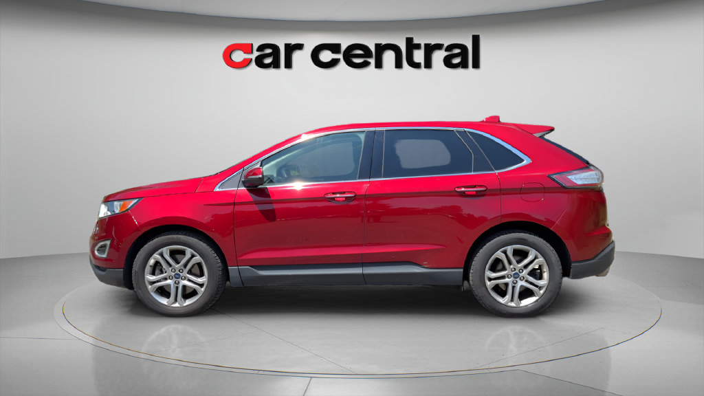 Used 2018 Ford Edge Titanium w/ Equipment Group 301A AWD/4WD image 2