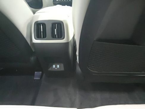 Used 2022 Hyundai Tucson Limited AWD/4WD image 10