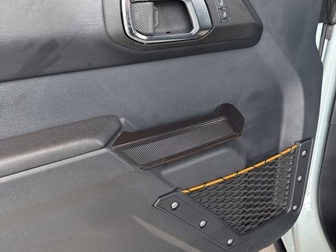 Used 2024 Ford Bronco Badlands image 26