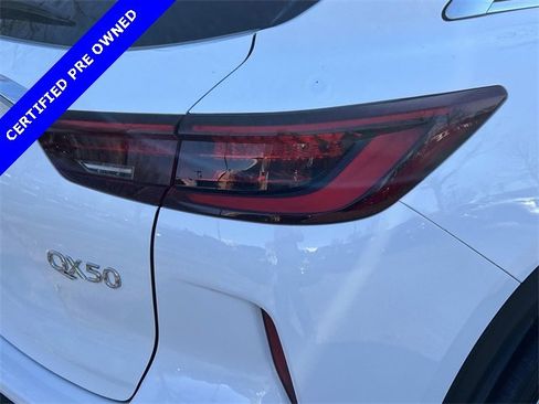 Certified 2024 INFINITI QX50 Pure image 12