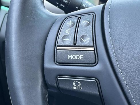 Used 2017 Lexus LS 460 w/ Comfort Package RWD image 27