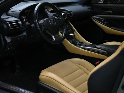 Used 2019 Lexus RC 350 RWD image 17