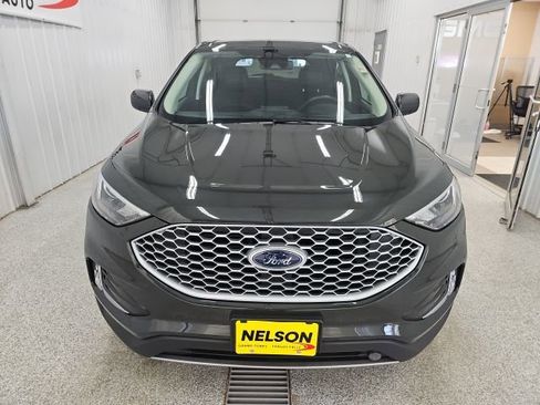 Used 2023 Ford Edge SEL w/ Convenience Package image 5