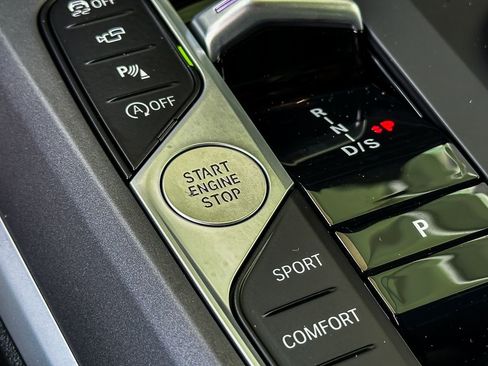 Certified 2025 BMW 230i Coupe image 16