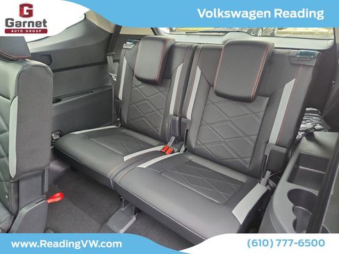 New 2026 Volkswagen Atlas Peak Edition image 15