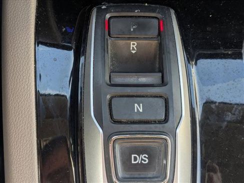 Used 2018 Honda Pilot Elite image 13