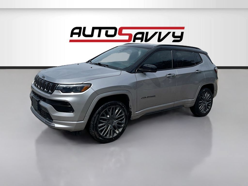 Used 2023 Jeep Compass High Altitude AWD/4WD image 3