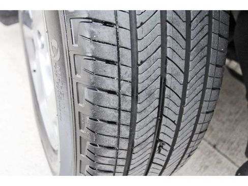Used 2025 Ford Escape ST-Line FWD image 29