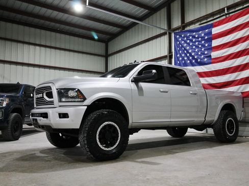 Used 2018 RAM 2500 Laramie w/ Sport Appearance Group AWD/4WD image 1