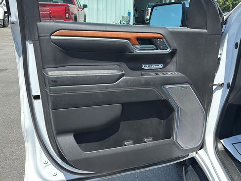 Used 2022 GMC Sierra 1500 Denali w/ Technology Package image 16