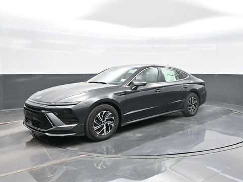 New 2026 Hyundai Sonata Blue image 4