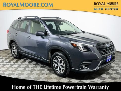Used 2024 Subaru Forester Premium AWD/4WD image 1