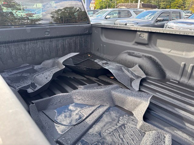 Used 2018 Chevrolet Silverado 1500 LT w/ All Star Edition RWD image 6