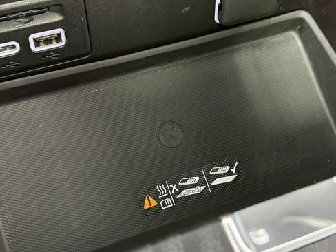 Used 2021 GMC Yukon Denali image 35